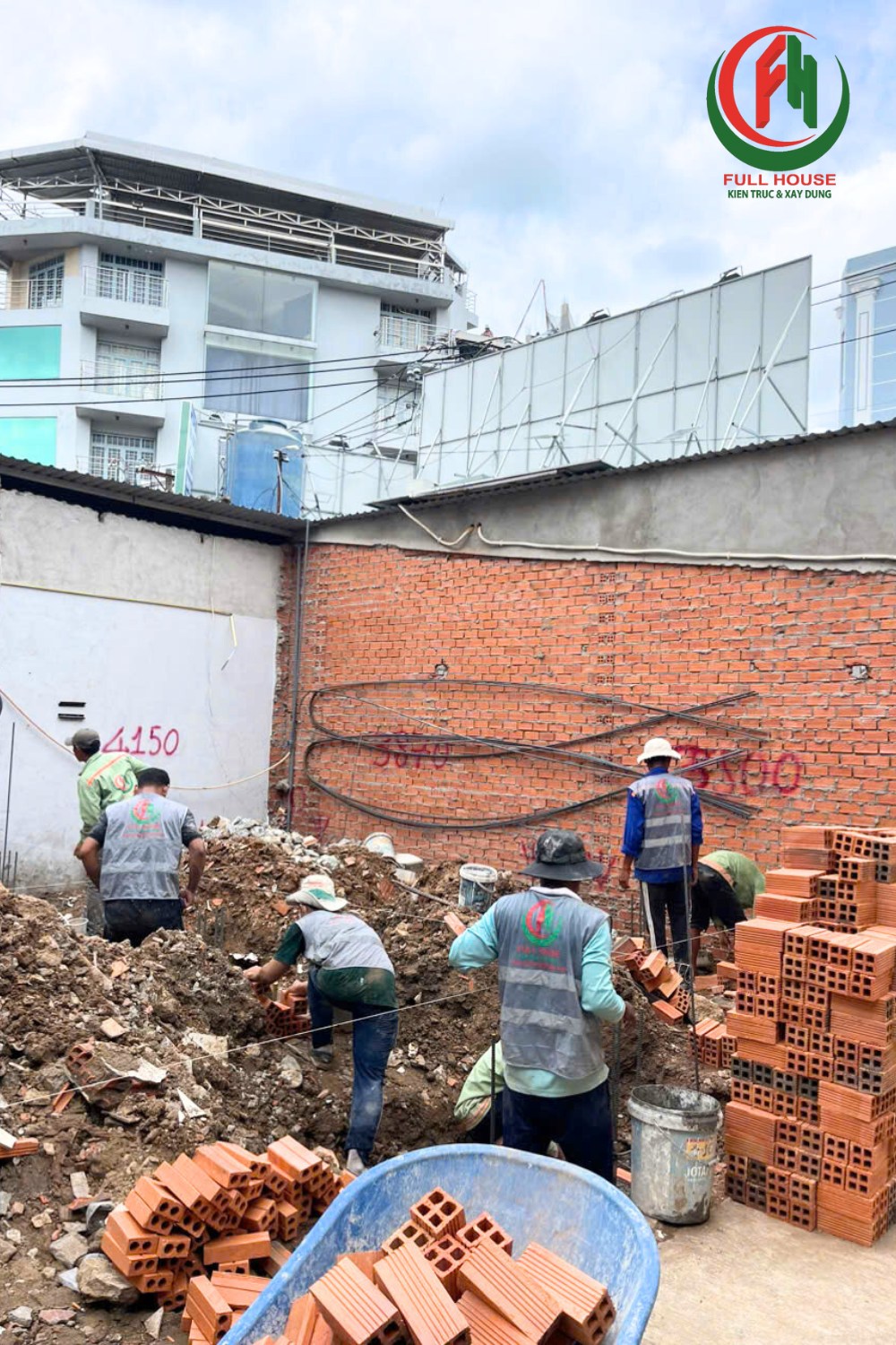 Tuổi Ất Sửu 1985 xây nhà năm 2027 và kinh nghiệm chọn thầu xây nhà.