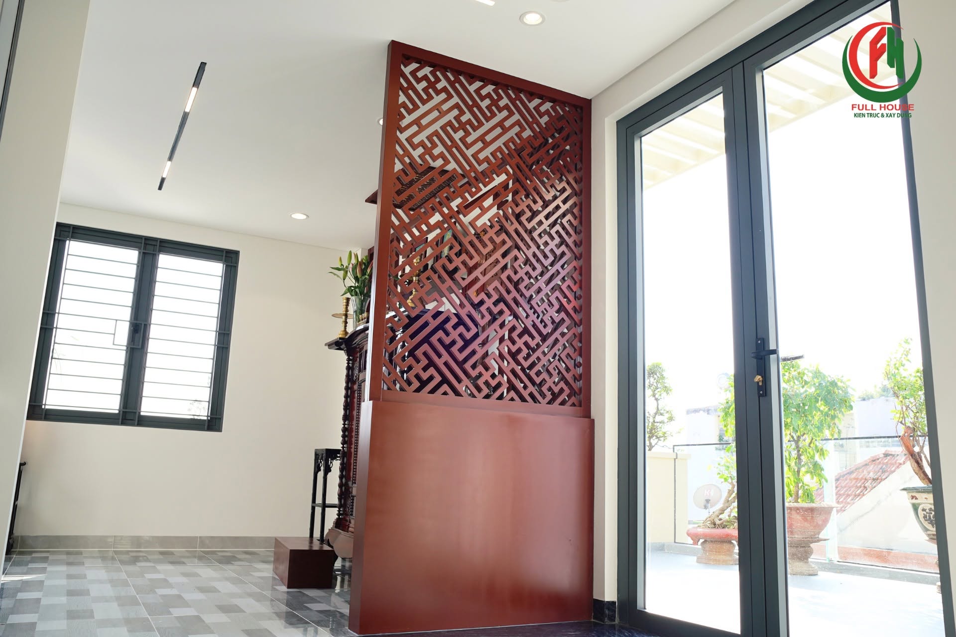 Xây nhà phố 2 tầng Bình Thạnh 1 sân thượng